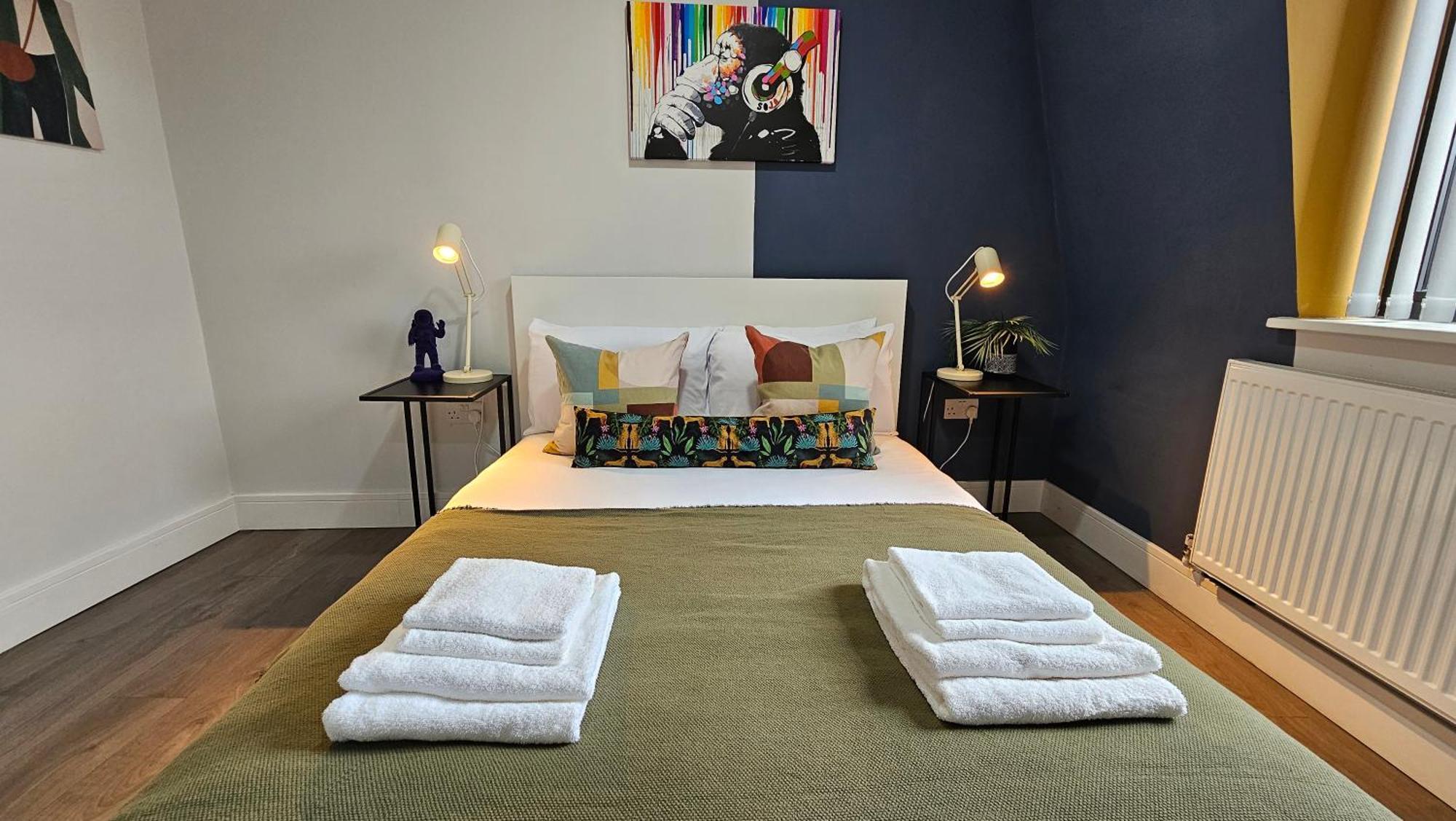 Charming Chalk Farm * London