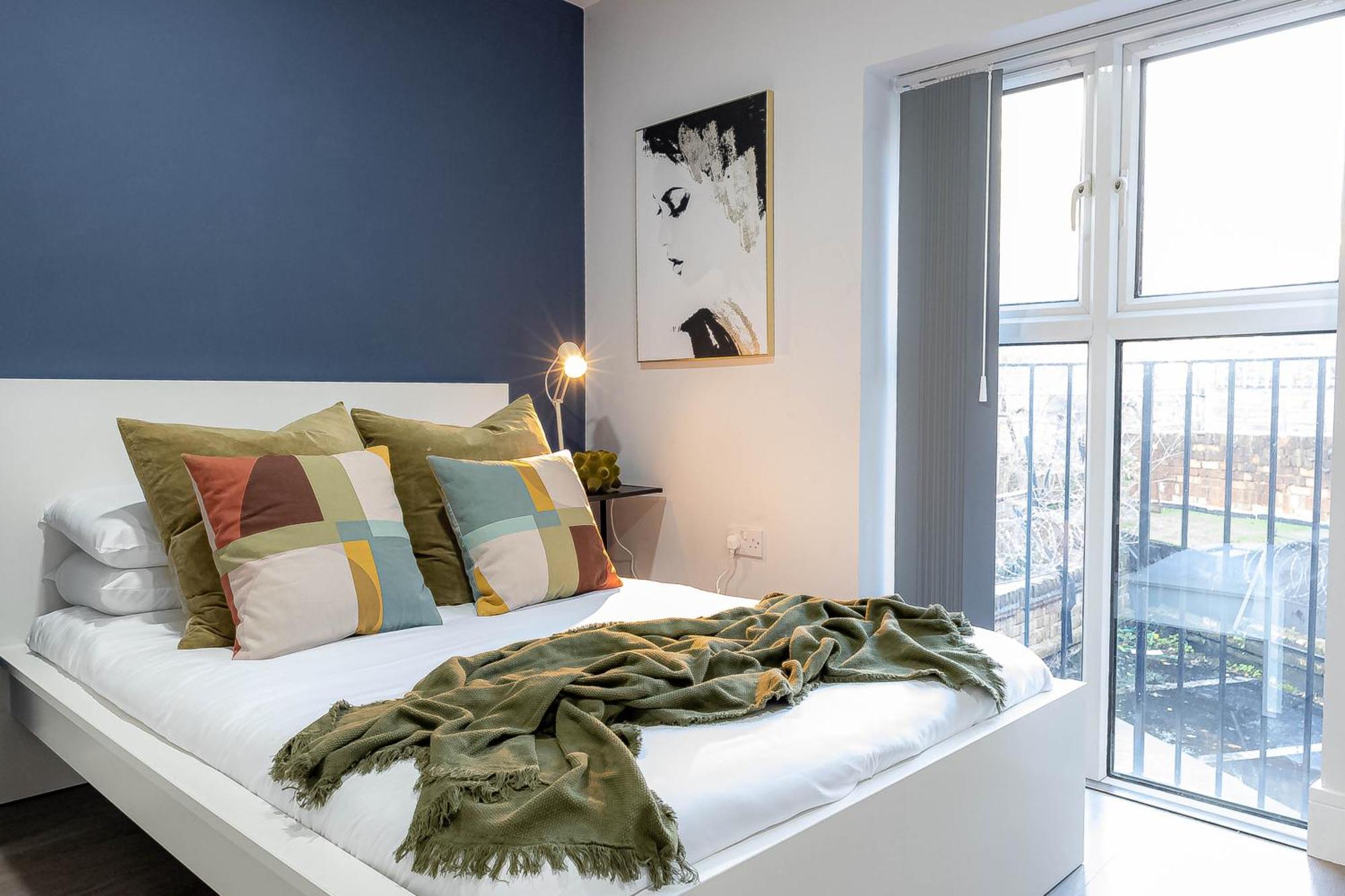 Charming Chalk Farm Apartment
